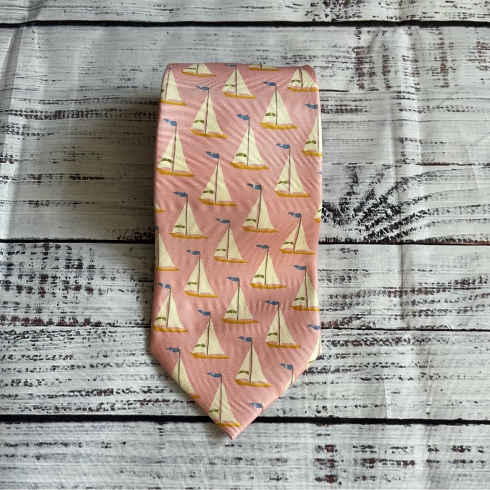 Banana Republic 100% Silk Tie Pink Sail Boats Beach Coastal Made In Italy NWT